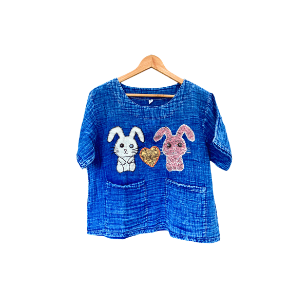 เสื้อผ้าลายปะกระต่ายสุดน่ารัก(ผู้หญิง)